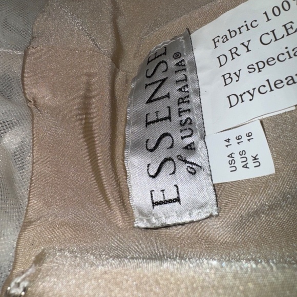 Wedding - Picture 11 of 12